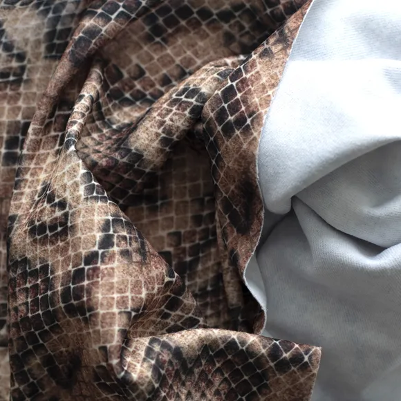 Tela microterry animal print por metro y por rollo, telas Bogotá, telas Medellín, telas Cali, telas Colombia, telas alquería, Textti