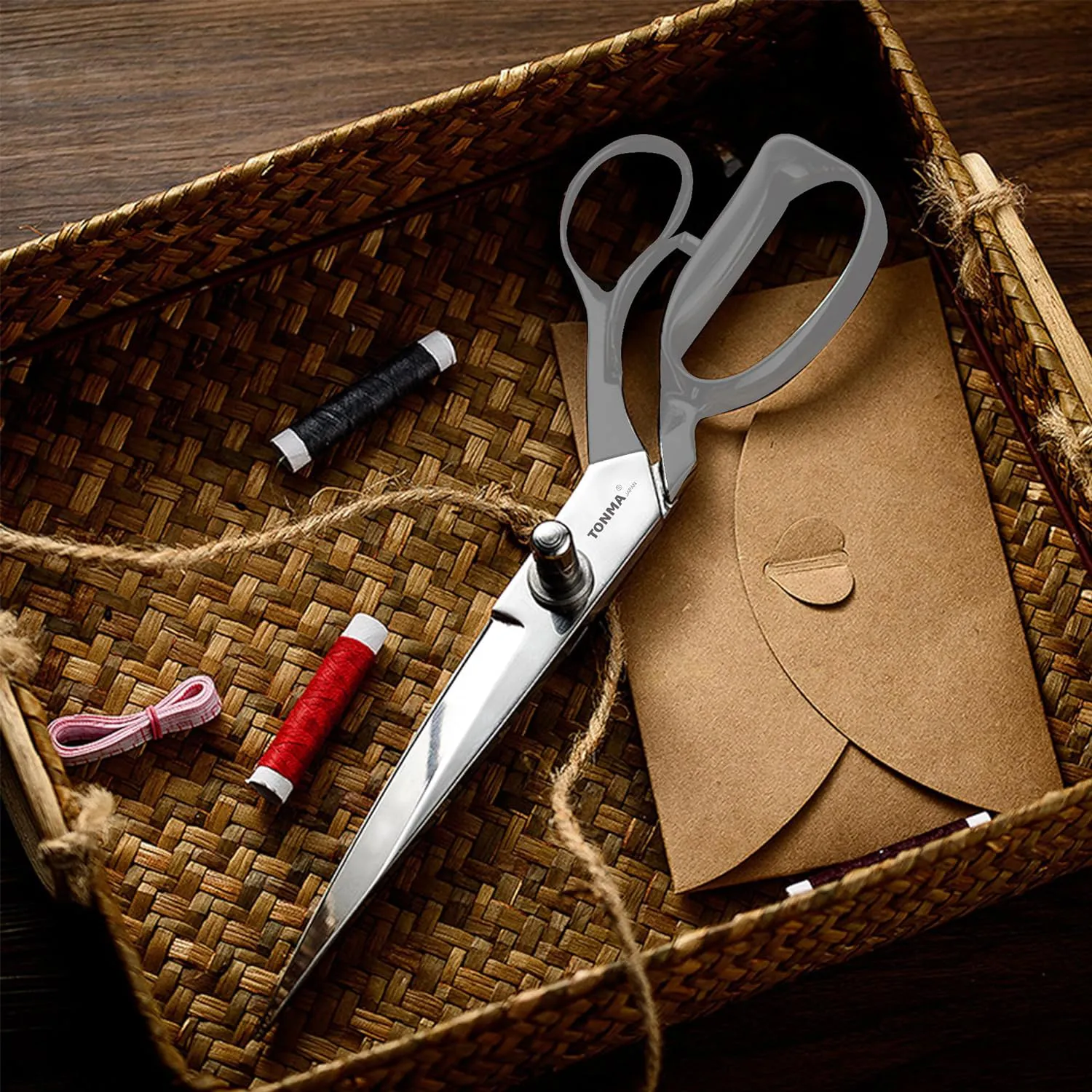 Tijeras Profesionales de Costura TONMA de 12 pulgadas en acero inoxidable japonés.