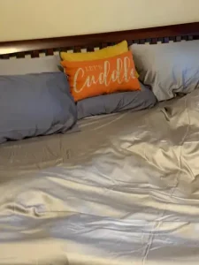 Sábanas de bambú DECOLURE 100% Viscosa orgánica derivada de bambú para cualquier tamaño de cama, 3 o 4 piezas - Ultra suave y lujosamente refrescante, bolsillo de 17 pulgadas de profundidad, doble costura, perfecto para personas que se acaloran al dormir. FOTO DE CLIENTE