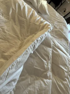 Plumón Canadiense Ultra Suave 700 de Potencia de Relleno Double Stitch