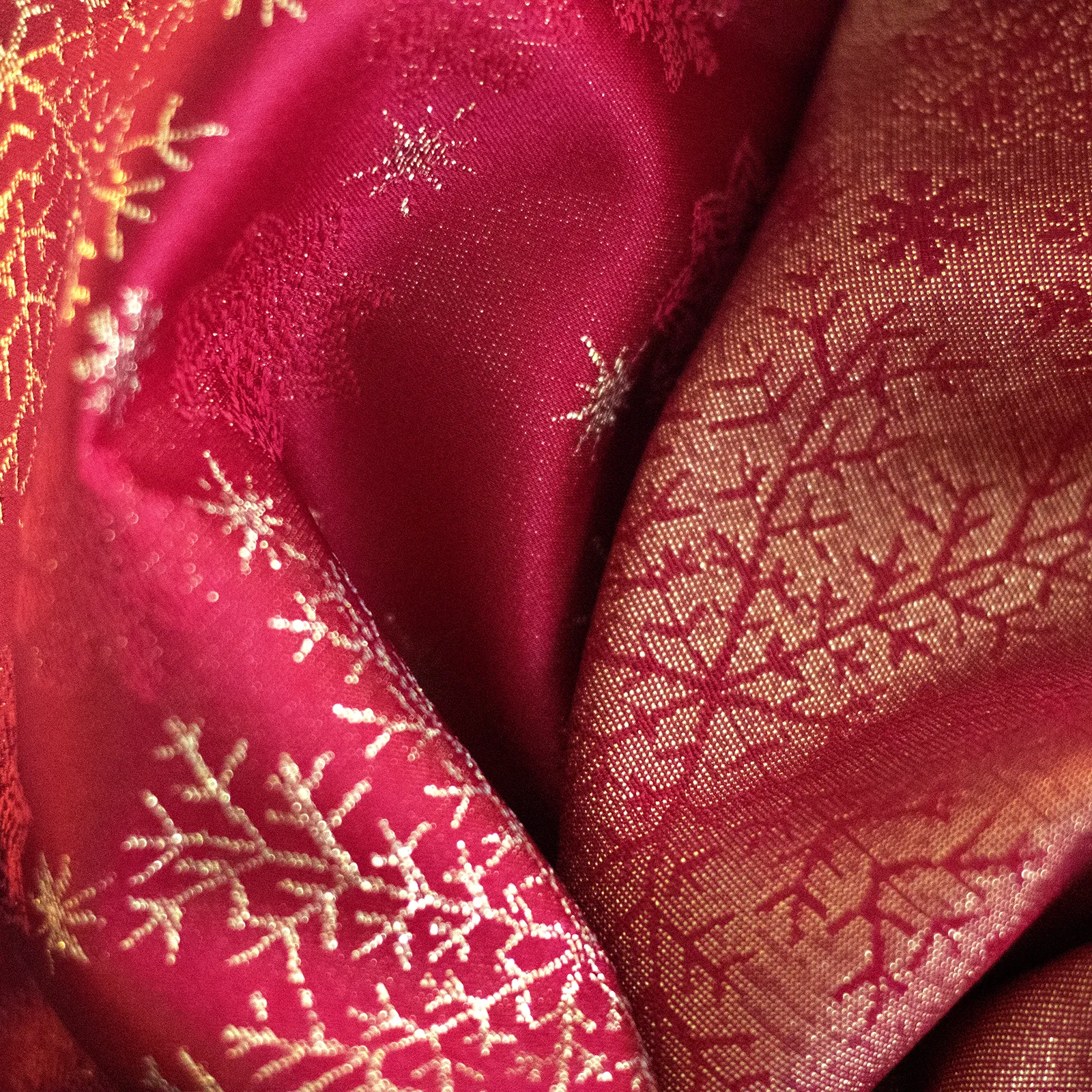 Tela jacquard navideño por metro y por rollo, telas Bogotá, telas Medellín, telas Cali, telas Colombia, telas alquería, Textti