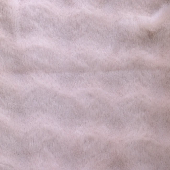 Tela Peluche Rabbit Burbuja color curuba, textura de pelo corto denso en muestra plana, 180 cm de ancho